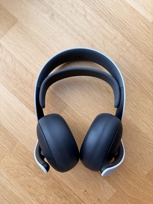 Sony PlayStation Pulse 3D Wireless Headset   Schwarz/Weiß