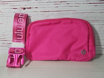 Lululemon Everywhere Belt Bag *Wordmark Pink NWT