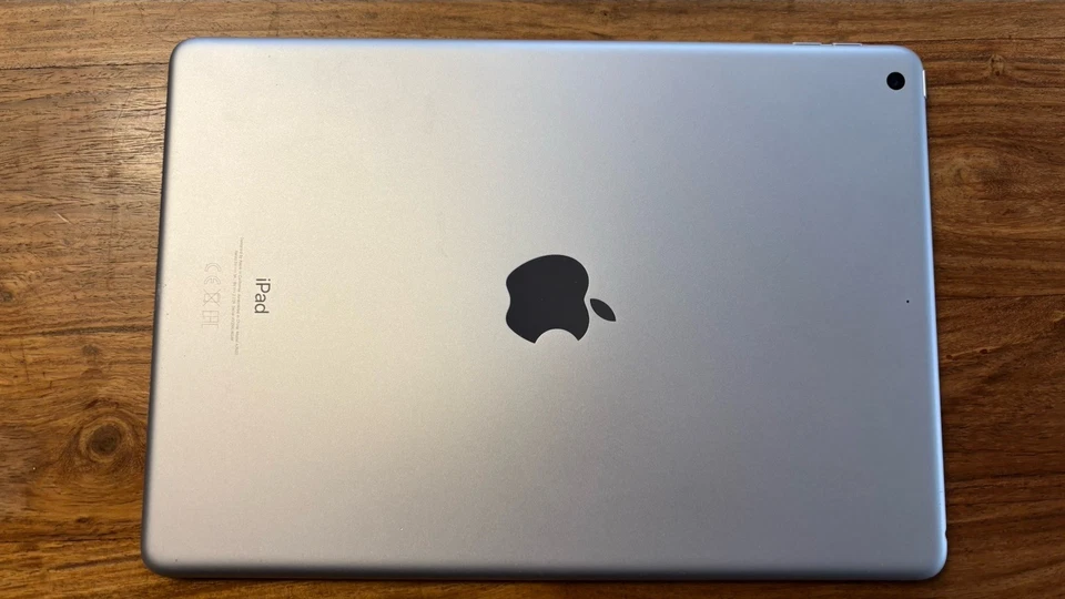 Inkl Apple Pencil: Apple iPad 9. Gen 64GB, Wi-Fi, 10,2 Zoll - Space Grau - Bild 4 von 4