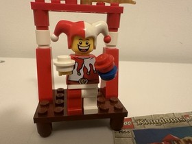LEGO Castle 7953 Court Jester 100% complete w/ minifig and instructions