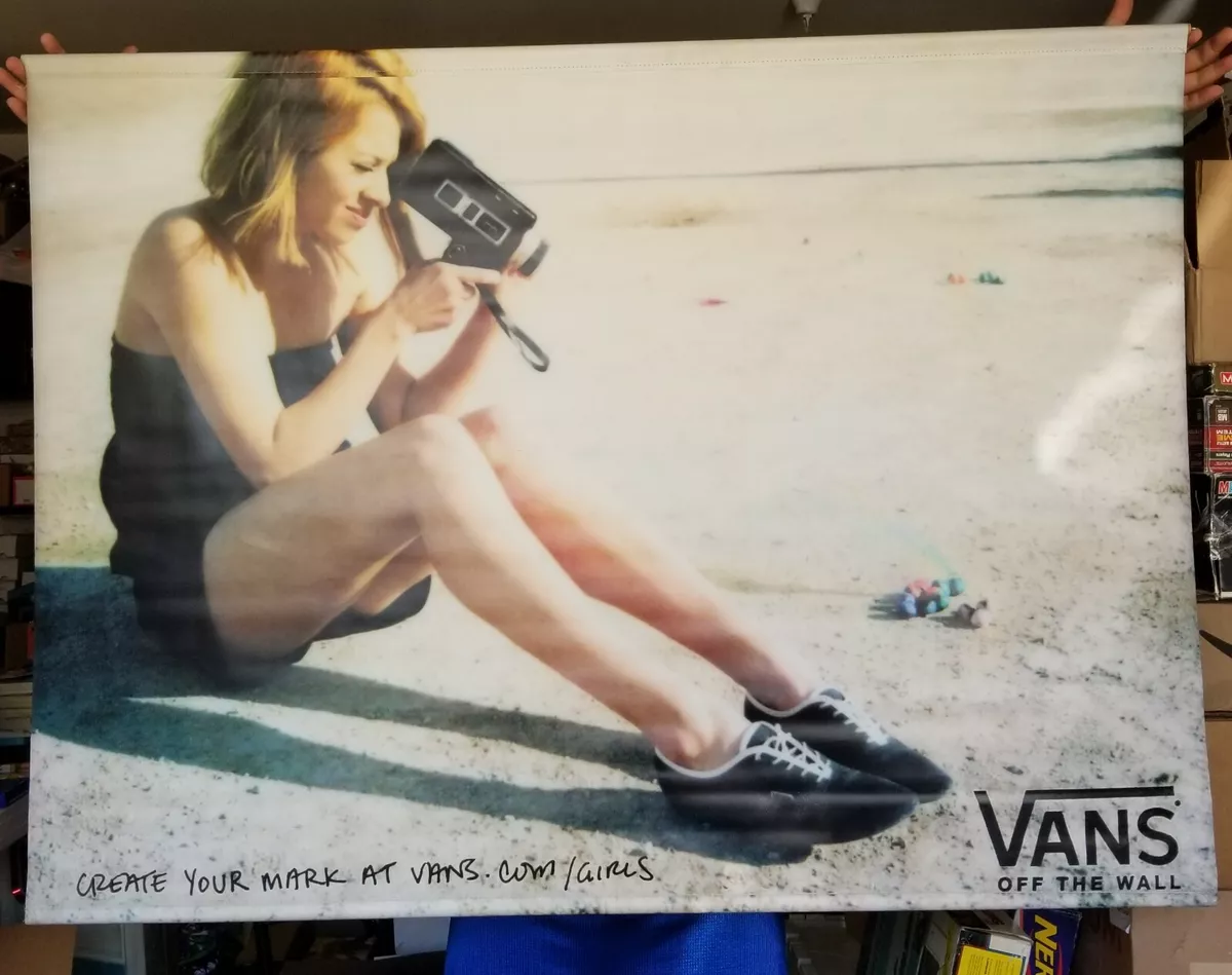 Vans off best sale the wall store