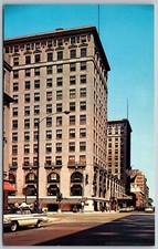 Chicago Illinois 1950s Postcard Drake Hotel Streetview