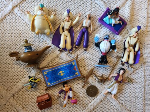 Paquete de figuras y artículos de Mattel 1992 de Disney Aladdin - Imagen 1 de 7