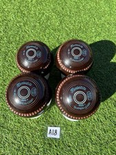 HENSELITE SUPERGRIP LAWN AND INDOOR BOWLS SIZE 1/ good  set 