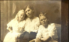 Antique Cabinet Card Photograph Family Portrait Women Children from circa 1910