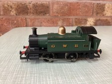 Hornby OO gauge GWR  green steam train  locomotive Class 101
