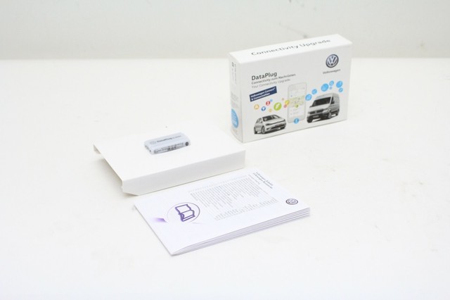 Volkswagen connect dataplug