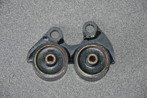 Ferrari FF GTC4 Montagehalterung Katalysator rechts RH mounting bracket 274148