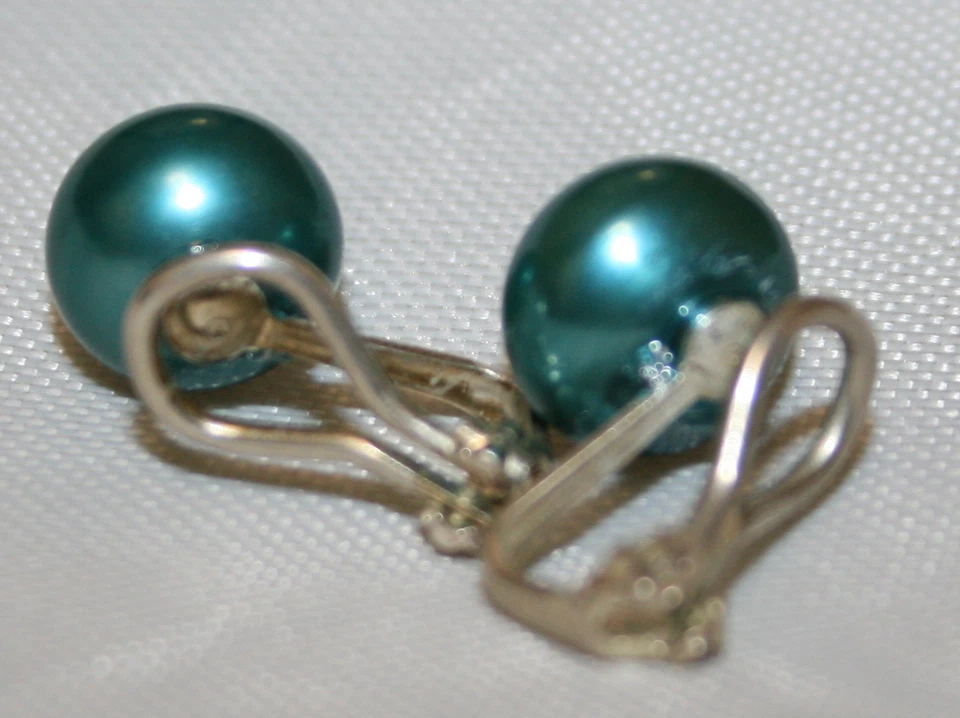 Solid Sterling Silver OMEGA Clip On Stud Earrings AAA 11mm TEAL Cultured Pearl - Image 4 of 4