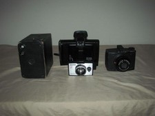 LOT OF 3 VINTAGE FILM CAMERAS KODAK / ANSCO/ POLAROID