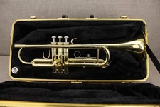 Bach TR300H2 Bb Beginner/Student Trumpet