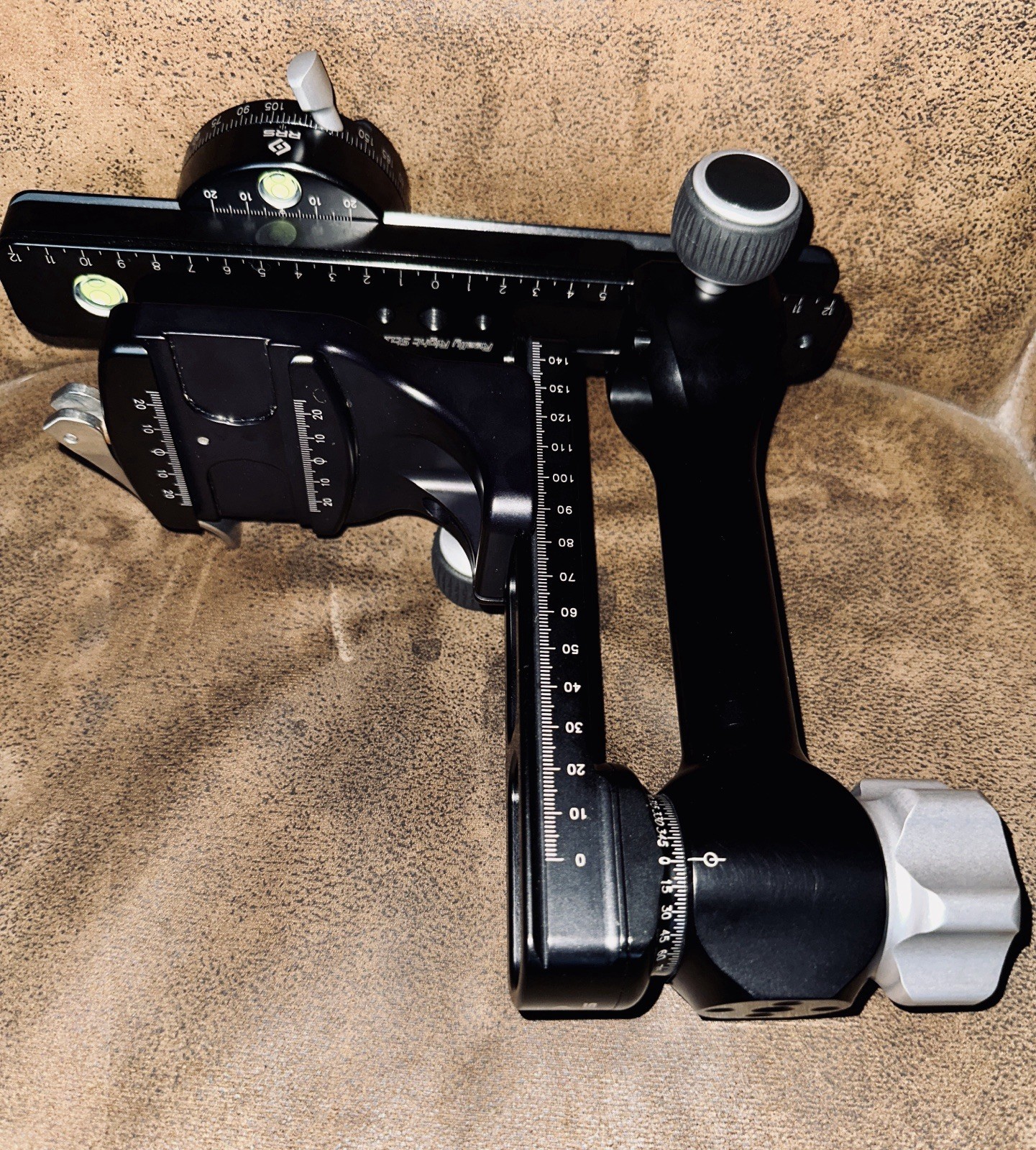 Really Right Stuff RRS PG-02 MK I Pano-Gimbal Head Used w/ Lens Coat Bag, Pouch