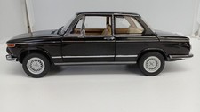 AUTOart  1/18 BMW 2002 136538