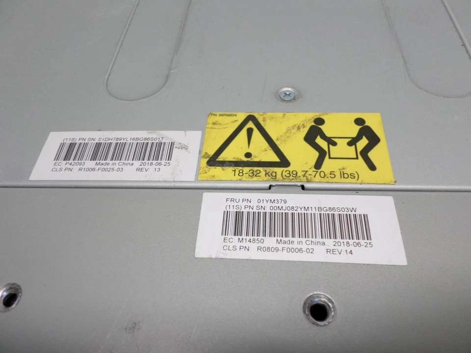 IBM EXP24SX 24 Bay SAS Storage Enclosure Chassis 5147-024 - Image 4 of 4