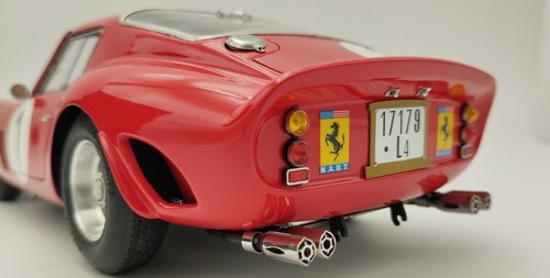 CMC 1:18 Ferrari 250 GTO #1 P. & R. Rodriguez 1000km Paris CMC M-254 NEU - Bild 6 von 7