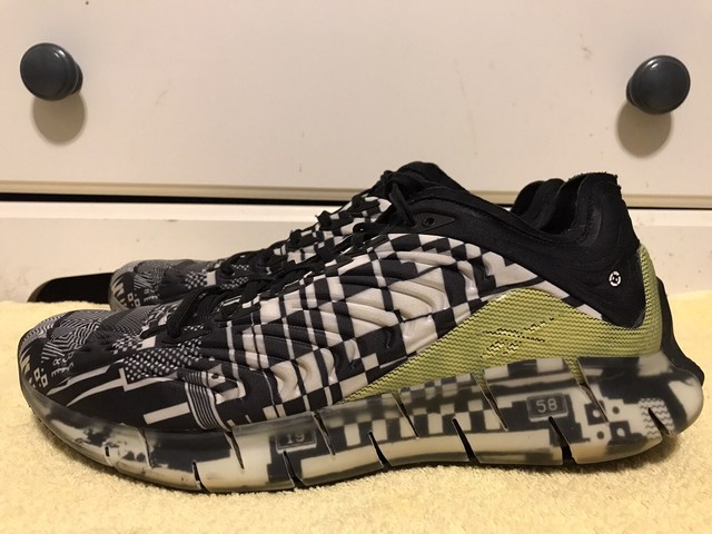 Size 10.5 - Reebok Zig Kinetica x Kenzo 