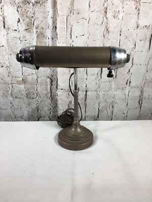 VTG Art Deco Design Base Cast Metal Adjustable Gooseneck Office Desk Task Lamp 