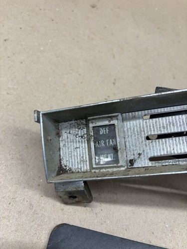 1967 1972 1971 C10 C20 Chevrolet Gmc Truck 1969 Project Heater Heat Controls Oem - Picture 2 of 18