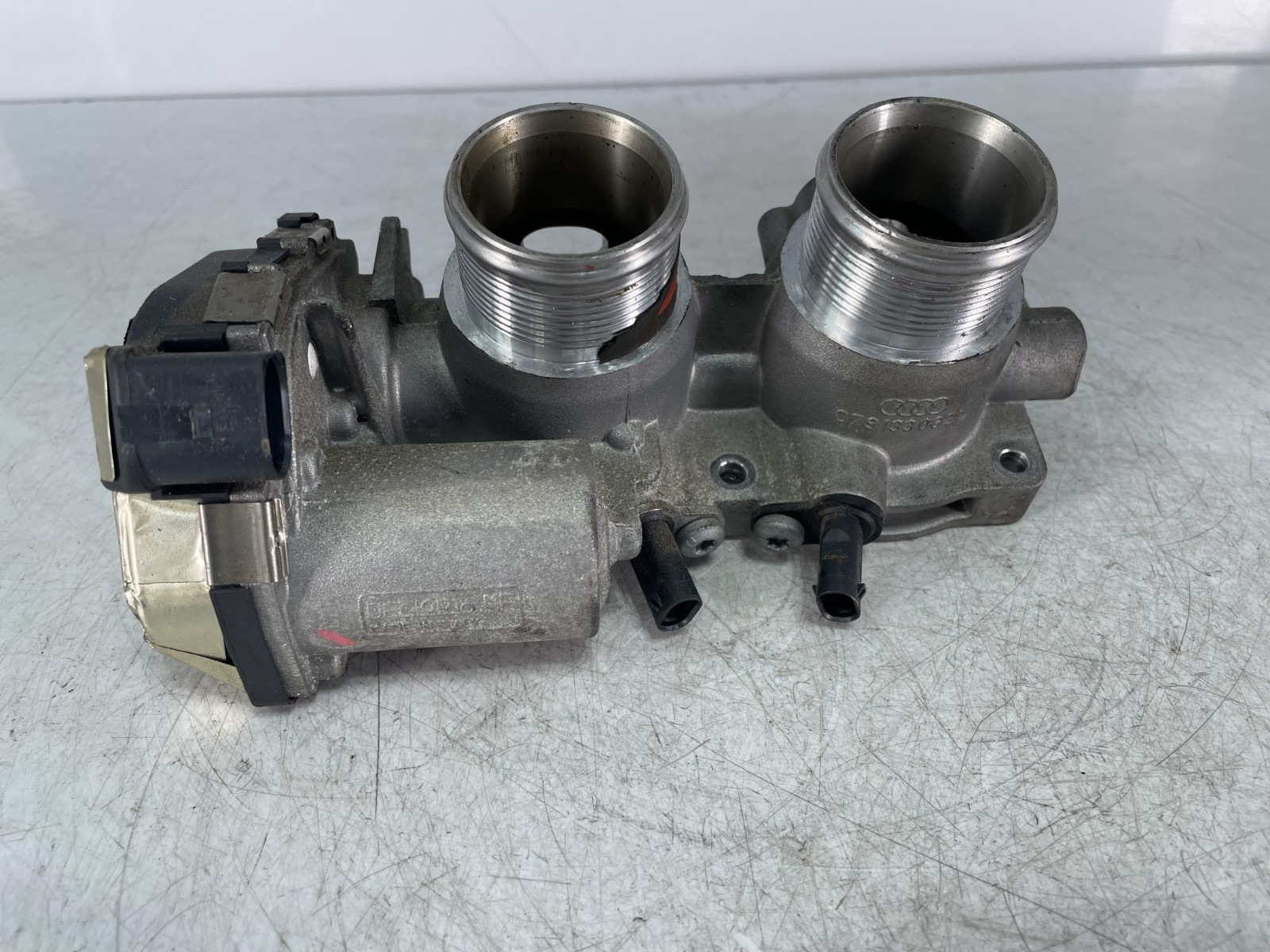 ✅ 2013-2017 OEM Bentley Continental GT 4.0L Engine Air Intake Throttle Body