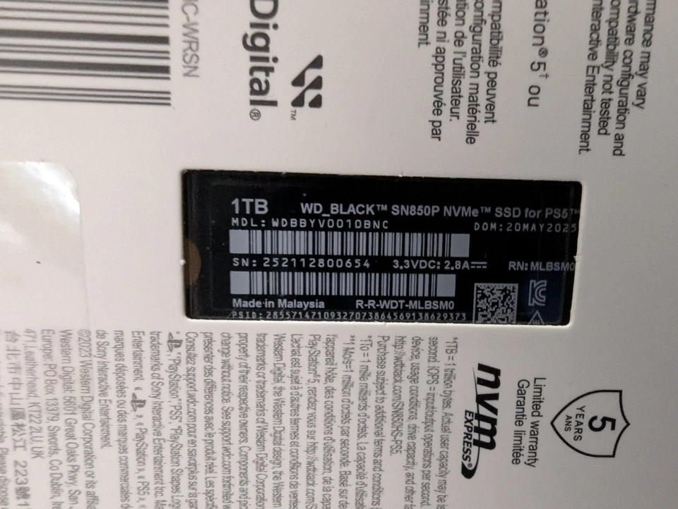 Western Digital BLACK SN850P 1TB Internal SSD PCIe Gen 4x4 with Heatsink for PS5 - Image 3 of 4