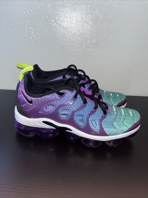 NIKE AIR VAPORMAX PLUS WOMEN'S SIZE:6 ''HYPER VIOLET'' (AO4550-900)