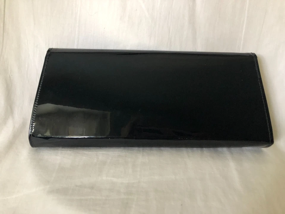Vintage Clutch - Black Patent Leather, Zipper interior compartment, Snap closure - Image 3 of 4