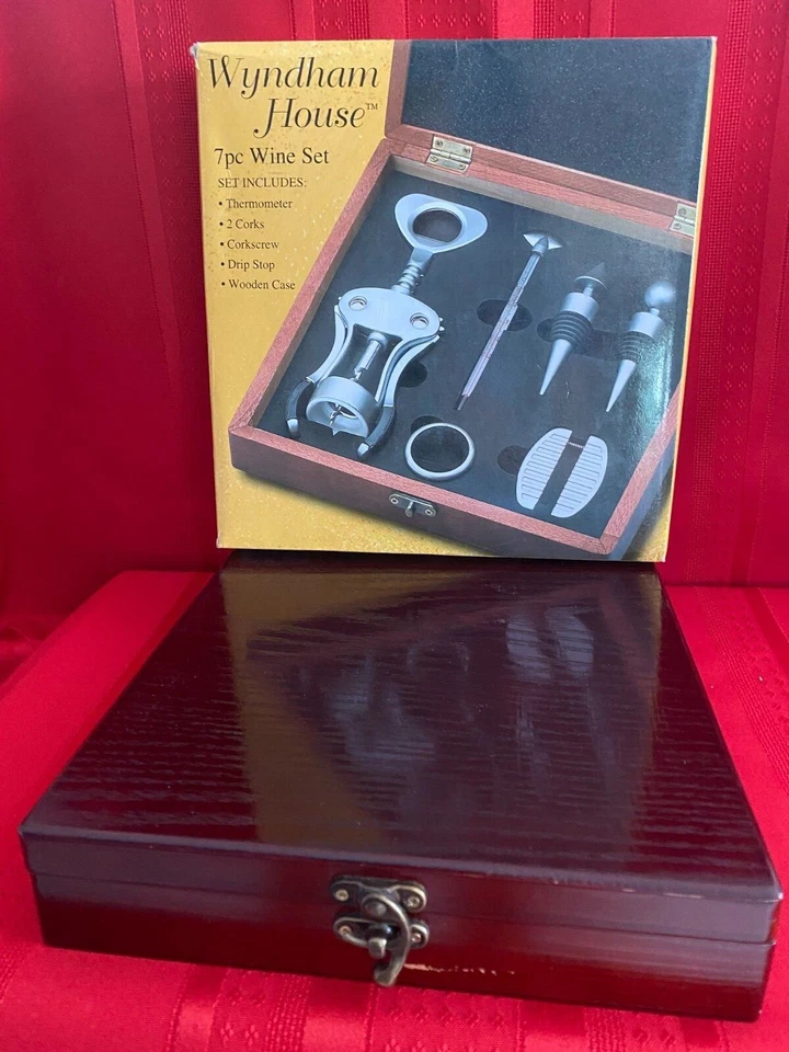 Juego de Vinos Vintage (7 Piezas en Estuche de Madera de Cerezo)~Excelente Estado Foto 4 de 4