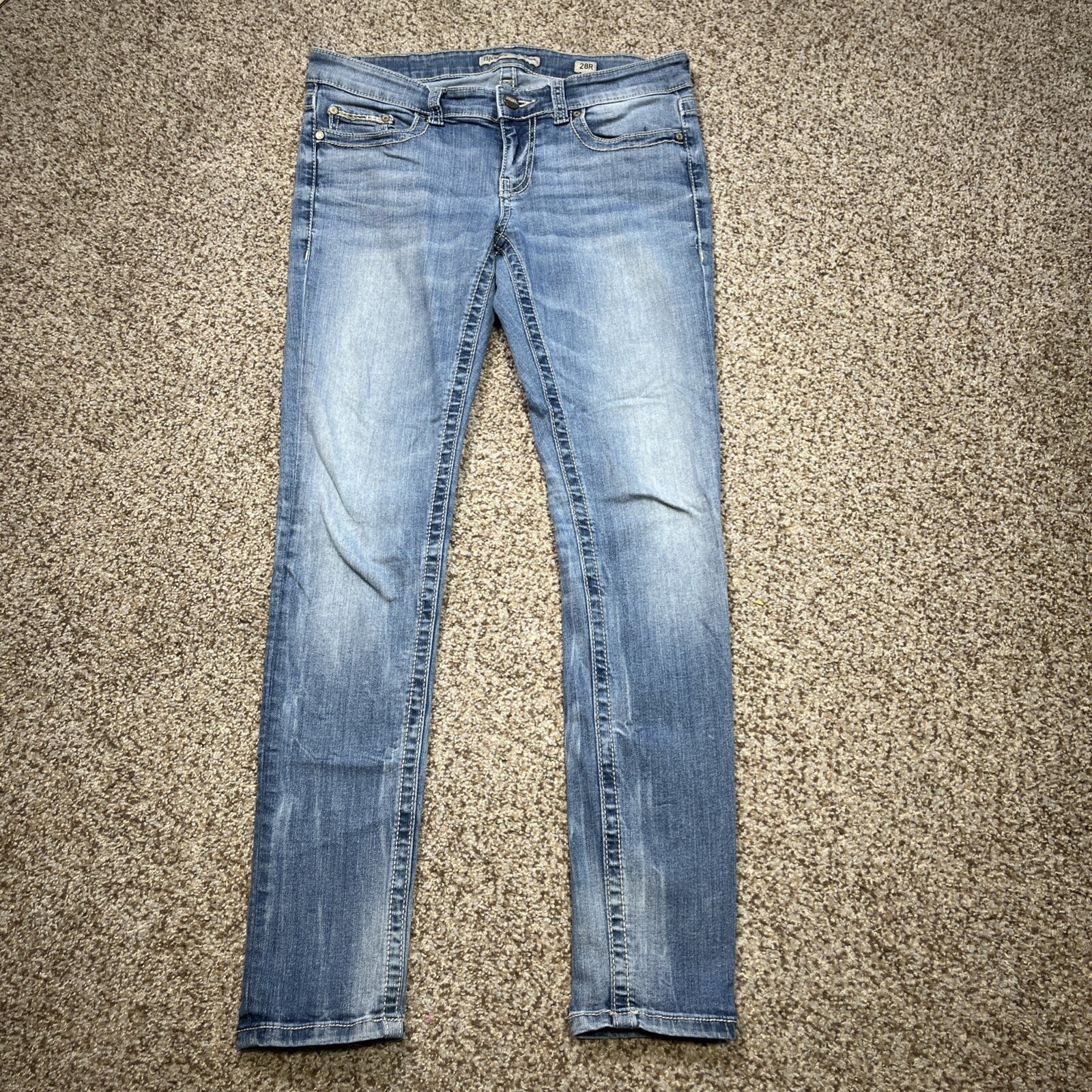 BKE Stella Low Rise Womens Stretch Blue Tapered Leg Jeans Size 28R (32 X 30)