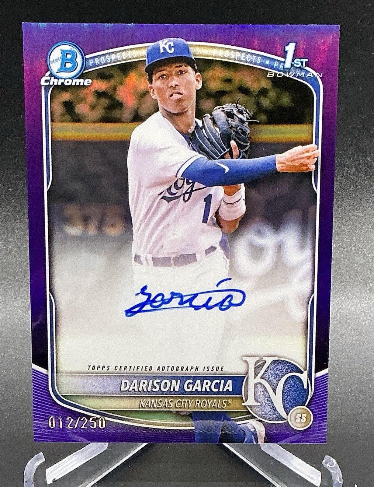 2025 Bowman Chrome DARISON GARCIA 1st AUTO Purple Refractor /250 KC Royals (AU)