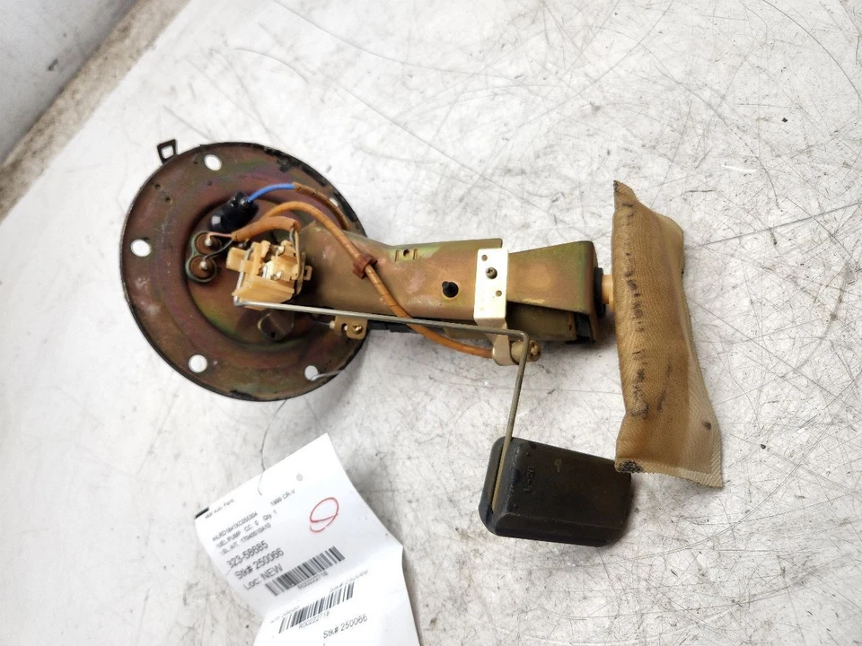 Conjunto de bomba de combustible Honda CR-V 1999 2000 OEM 17040S10A10 Foto 3 de 4