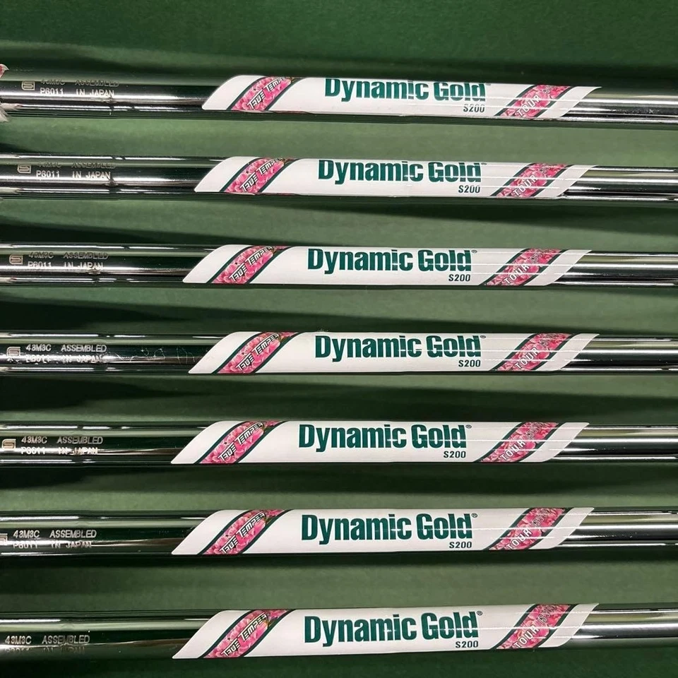 Mizuno Pro 241 Azalea Limited Iron set 4-pw / Dynamic Gold S200 Limited Edition - Image 4 of 4