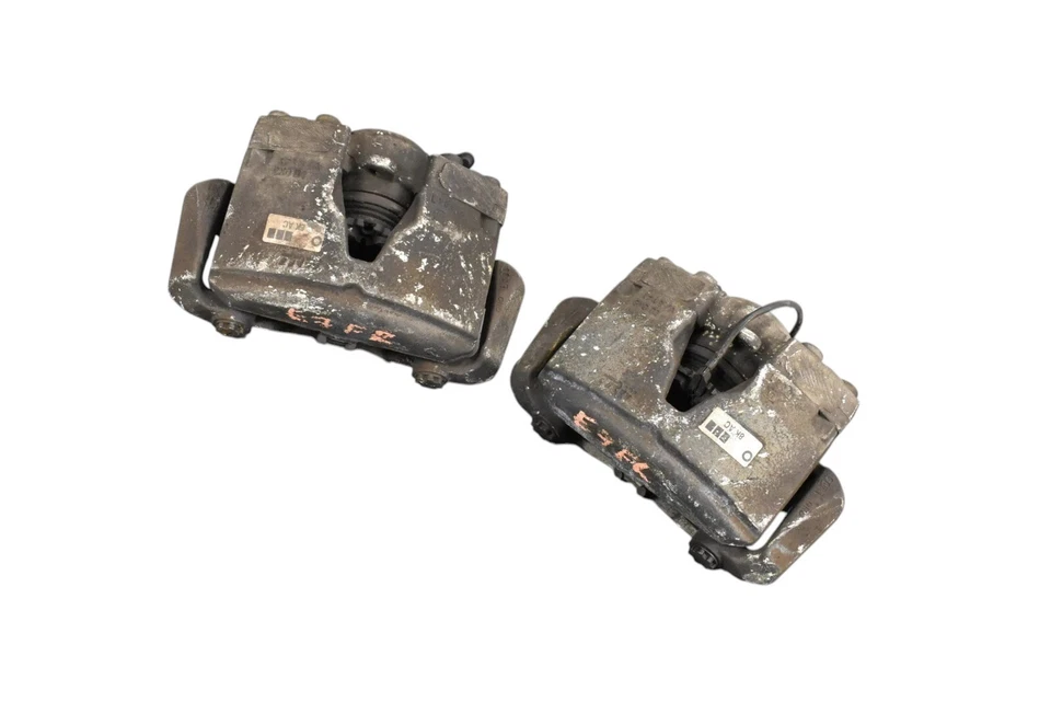 09-12 Juego de pinzas de freno delanteras izquierda y derecha Audi A4 Wagon OEM Foto 4 de 4