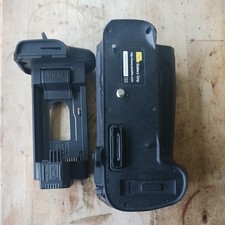 Pixel MB - D12 BATTERY GRIP for Nikon D800 D800E DSLR Camera