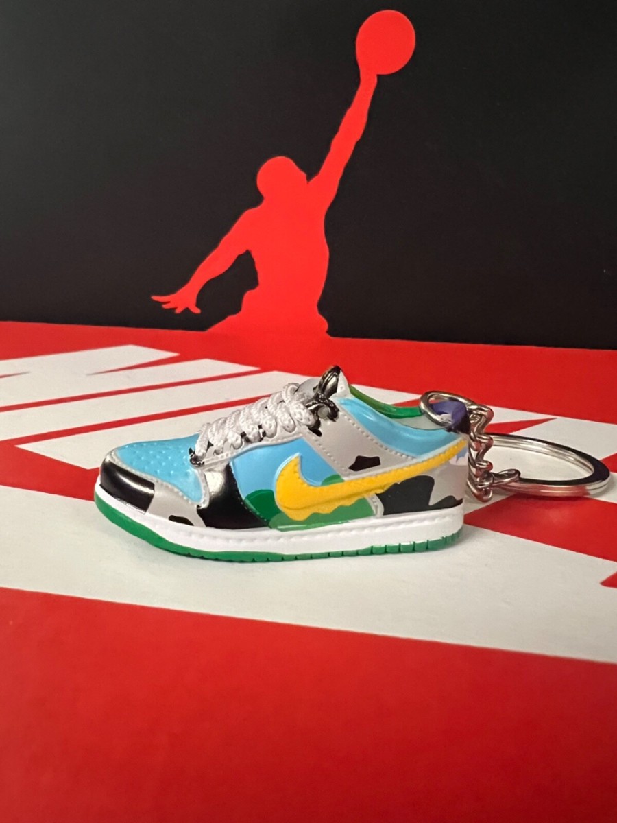 NIKE SB DUNK Lows Air Jordan 1 and 4 Mini 3D Sneaker Keychains Variations  Shoe $8.99 - PicClick