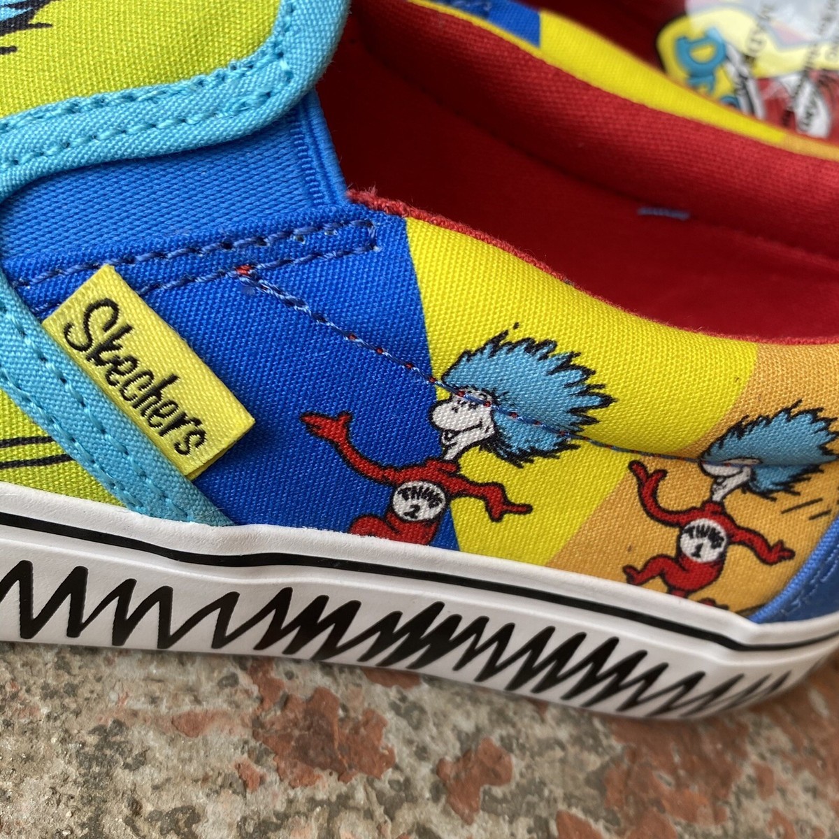 【未使用級】 レア スケッチャーズ Dr.Seuss コラボ スニーカー 22 未使用級】 レア スケッチャーズ Dr.Seuss コラボ スニーカー 22