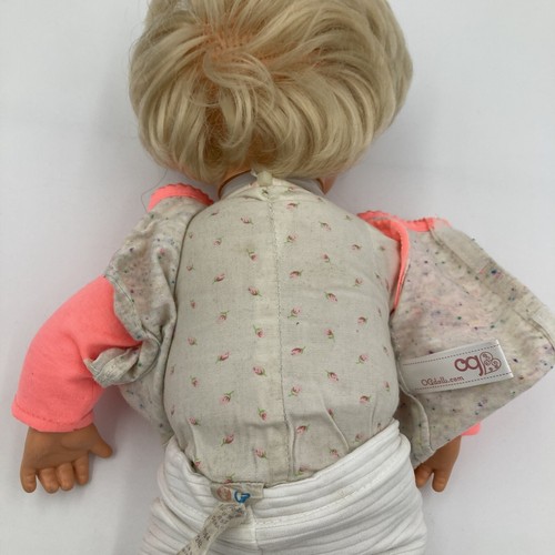 Vintage Fisher Price 15” Doll | 1984 | Soft Body, Vinyl Head & Limbs - Picture 14 of 20