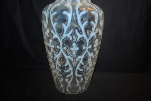 BEAUTIFUL VICTORIAN NORTHWOOD OPALESCENT SPANISH LACE LARGE 10 3/4" VASE 1890S - Picture 4 of 4