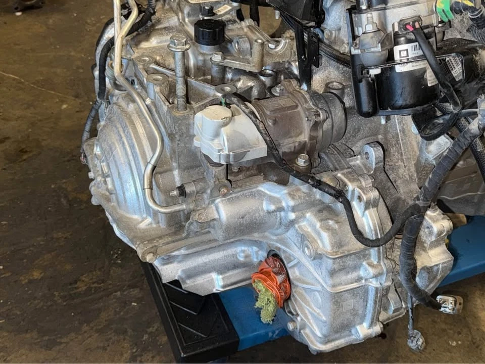 Chevrolet Traverse 2018 2019 2020 2021 2022 2023 transmisión 3,6 AWD 12 k millas Foto 3 de 4