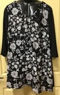 AUTOGRAPH BLACK “FLOWER FRONT” 3/4 SLEEVE TUNIC TOP SZ 24 NEW $ DRESSY