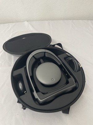 Magic Leap Magic Leap vision 1.   Standalone VR Headset with Controller & Case