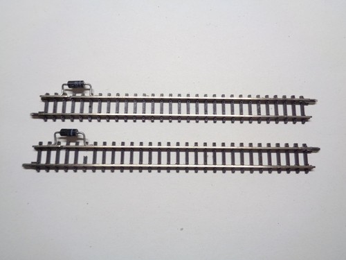 MÄRKLIN MINICLUB Lokschuppengleis 110mm 2 Stück (20047) | Zustand: Gebraucht