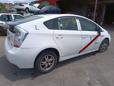 Porte arrière et accessoires Toyota PRIUS