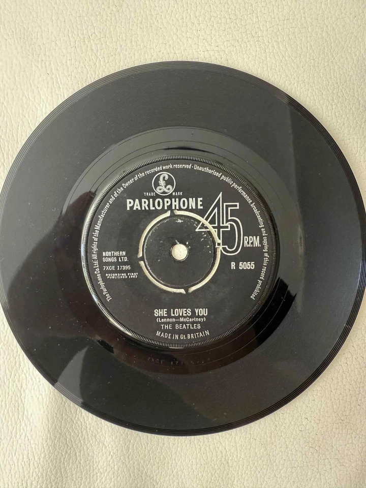 The Beatles - She Loves You / I'll Get You  7" Single 1963 (VG-) ´ - Bild 2 von 4
