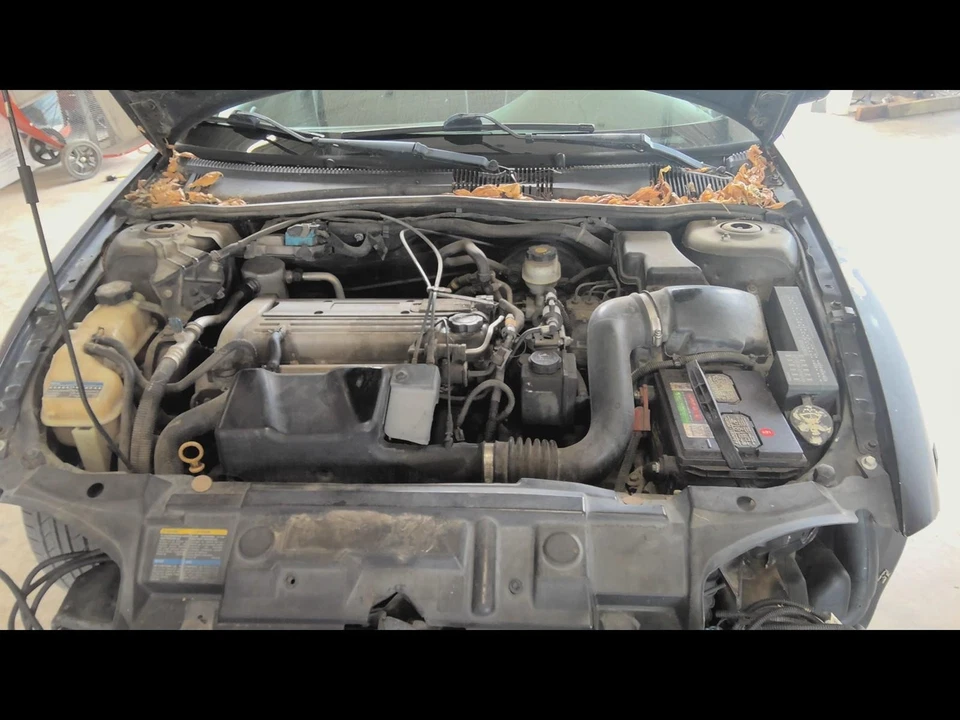 Engine 2.2L VIN F 8th Digit With Egr Port In Head Fits 02-05 CAVALIER 718828 Foto 3 de 4