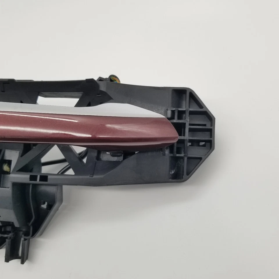 Manija de puerta lateral del pasajero derecho Mercedes W216 CL550 CL63 2007-2013 sin llave Foto 3 de 4