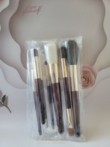 Bobbi Brown 7 Piece Essential Limited Editition BrushTravel Size New in Sleeve - Picture 1 of 4