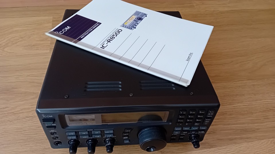 ICOM IC-R8500 Wideband Receiver | eBay UK