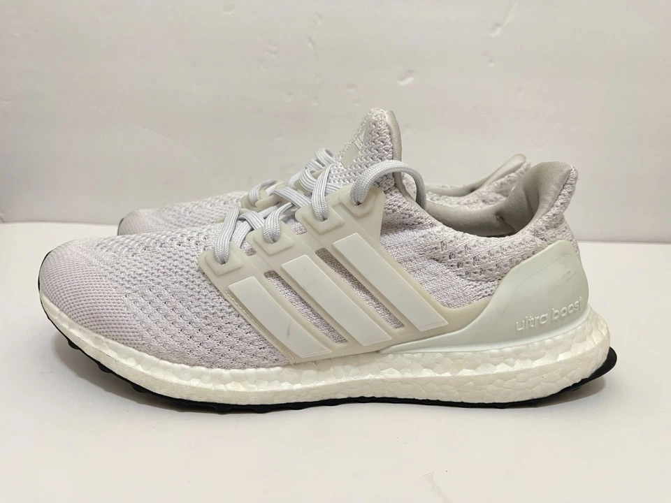 Adidas UltraBoost DNA 5.0 Triple White GV8740 Mens Size 9 Ultra Boost Running - Image 3 of 4