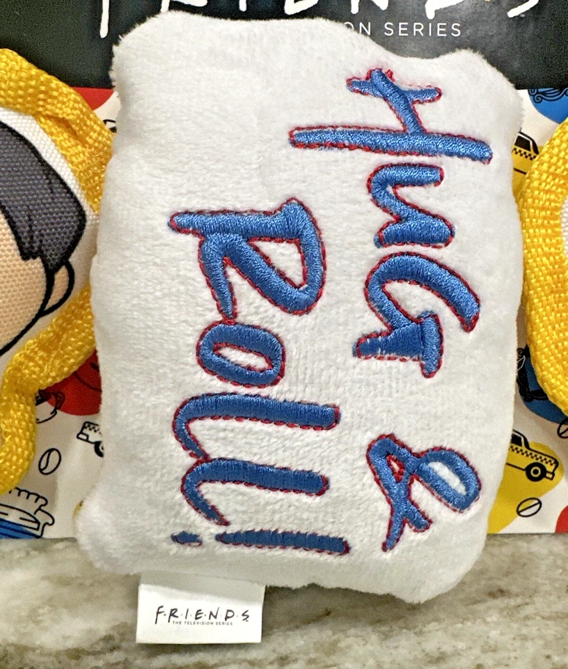 Friends Serie de TV Paquete de 3 JUGUETES CHIRRIANTES PARA PERROS Joey, Ross & Marcel, Abrazo y Rollo NUEVO Foto 4 de 4