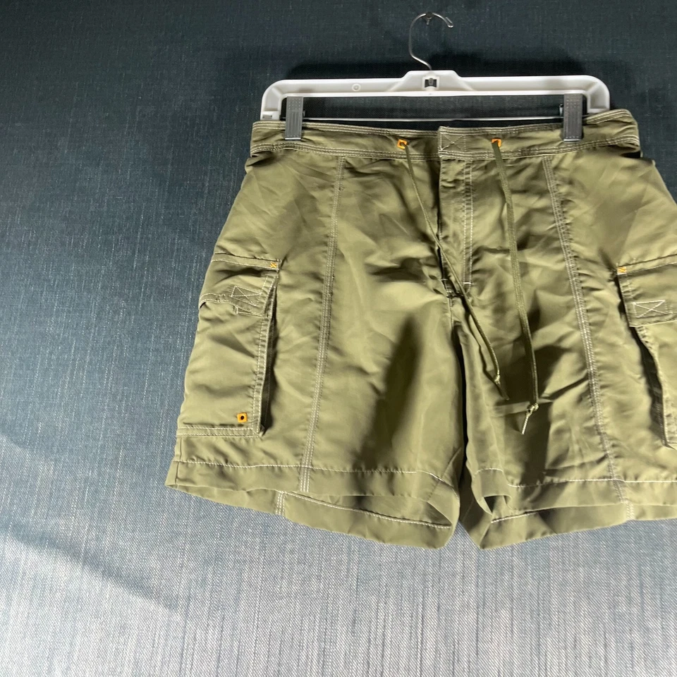 Shorts cargo feminino Catalina tamanho 8 bolsos verde oliva frente plana caminhada ao ar livre - Imagem 3 de 4
